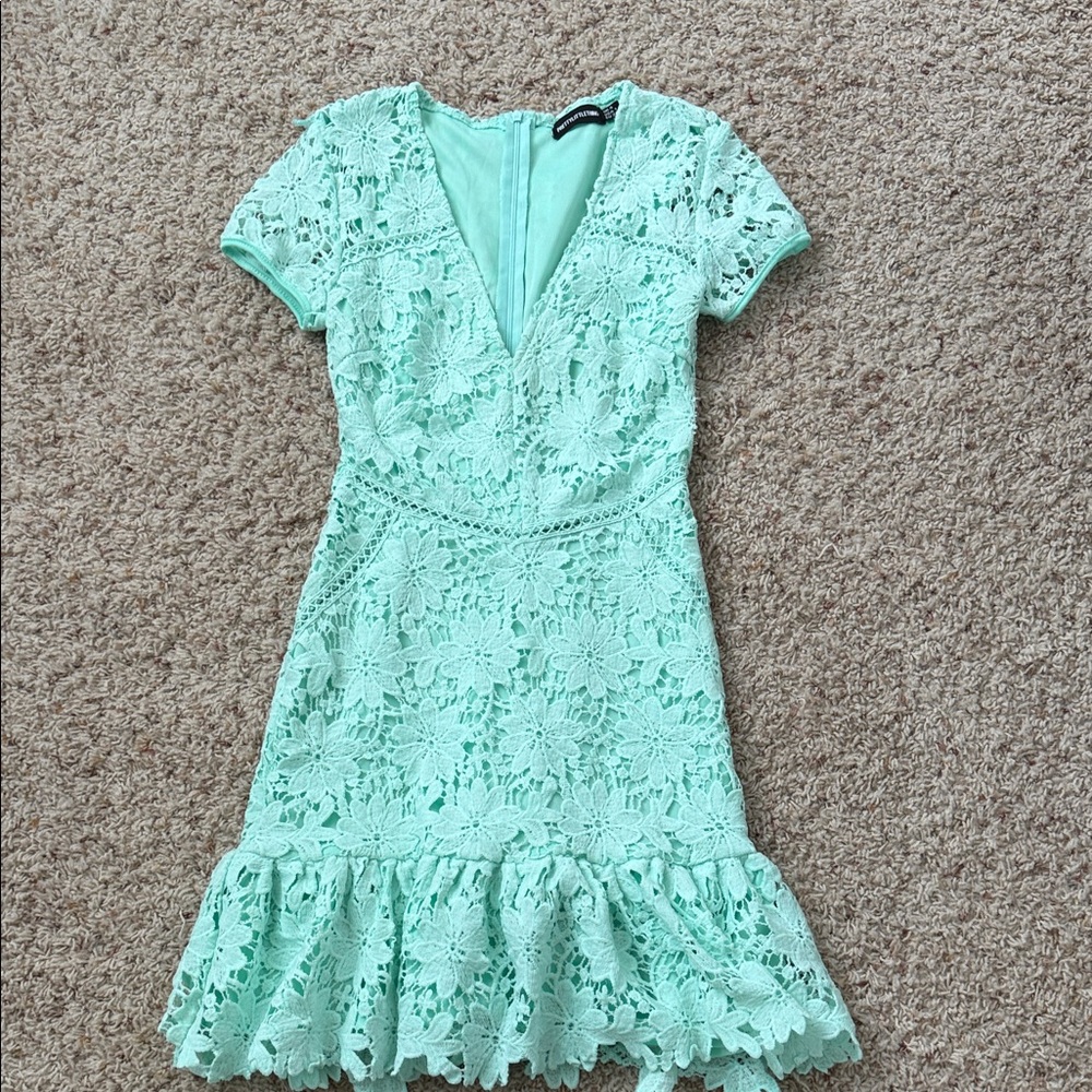 PrettyLittleThing Mint Lace V-Neck Mini Dress